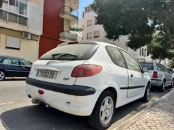 Peugeot 206 (2Swjyu)