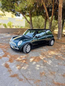 MINI Cooper 1.6i Nacional