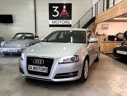 Audi A3 II 2.0 TDI 140ch DPF Start/Stop Ambition S tronic 6