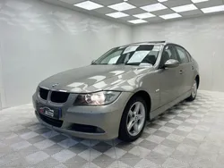 BMW SÉRIE 3 318D 143cv E90 Pack LUXE / DISTRI NEUVE / TOIT OUVRANT