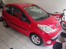 Peugeot 107 1.0 caixa automática com AC como novo