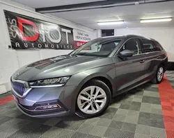 Skoda OCTAVIA BREAK Style DSG 150cv