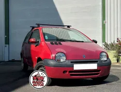 RENAULT TWINGO PHAsE 2 PRIVILEGE 1.2L 75CH BOITE AUTO TRES PROPRE 100 000 KMS PETIT PRIX BOITE AUTO 2003 GALERIE DE TOIT / ROUE DE SECOUR