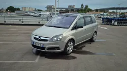 Opel zafira 1.9l cdti 7 pl 120ch 212000kms annee 2006