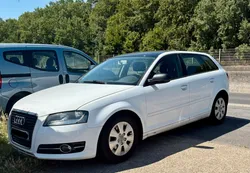 Audi a3 ii (2) sportback 1.6 tdi 105 business line