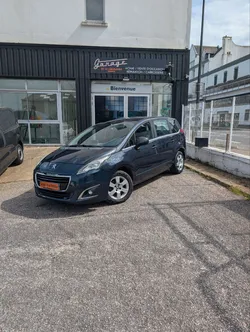 Peugeot 5008 7 places