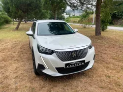 Peugeot e-2008 Allure