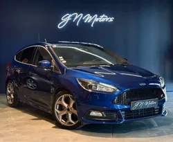 Ford focus iii (2) 2.0 ecoboost 250 s&s st - garantie 12 mois - sieges recaro