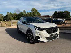 PEUGEOT 2008 BlueHDi 130 S&S EAT8 GT