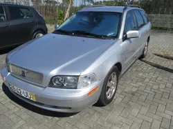 Volvo V40 1900
