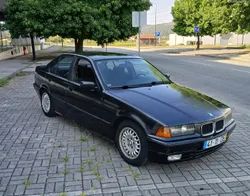 BMW 318 IS