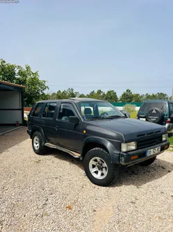 Nissan Terrano 2.7TD