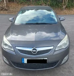 Opel Astra 1.3 CDTI DPF EcoFLEX Design Edition