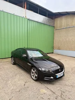 Jaguar XE R-Sport 2.0 Diesel 180ch BVA8 – GARANTIE 12 MOIS –