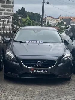 Volvo V40 Momentum  D2