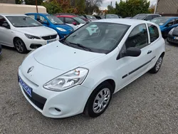 Renault CLIO III PHASE 2 1.5 DCI 70 CV 5 PLACES