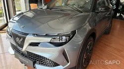 Alfa Romeo Junior Ibrida de 2025
