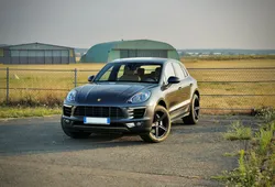 Porsche Macan S