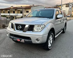 Nissan Navara 2.5 dCi CD LE Prem. Hi-Tech