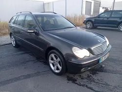 Mercedes-Benz C 220 2.2 143cv