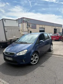 Ford C-Max RÉVISÉ – GARANTI TRÈS PROPRE – TRÈS PROPRE