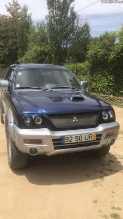 Mitsubishi L200 (K74tgjenxfl6)