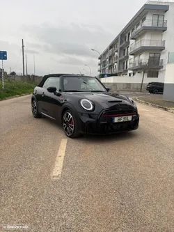 MINI Cabrio John Cooper Works Premium JCW Plus
