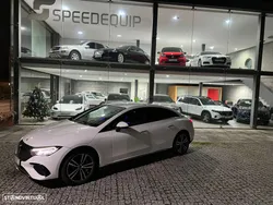 Mercedes-Benz EQE 300 Electric Art