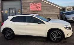 GLA 250 211 ch BVA 1 ere main Attelage amovible