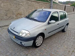 Renault Clio RXE 1.2 8v - 68.400km