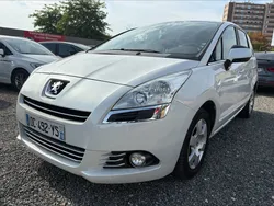 PEUGEOT 5008 Phase 2 1.6 HDi 115 cv