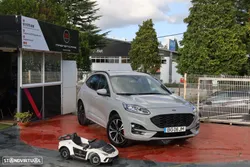 Ford Kuga 2.5 PHEV ST-Line X