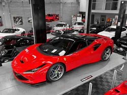 FERRARI F8 TRIBUTO – origine France - display passenger - carbone