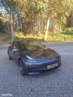 Tesla Model 3 Standard Range Plus RWD