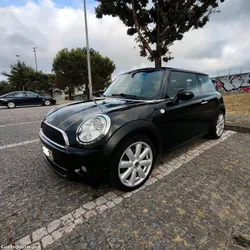 MINI Cooper Cooper D