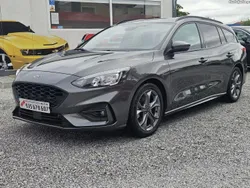 Ford Focus 1.0 ecoboost mhev st-line