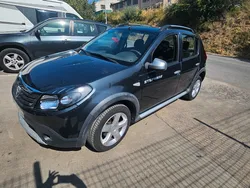 DACIA SANDERO STEPWAY 90CV de 2011 DIESEL Moteur changé - Garantie 1 an