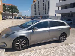 Toyota Avensis T25
