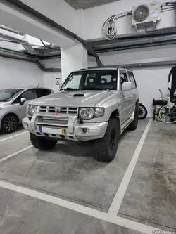 Mitsubishi Pajero V20 2.8