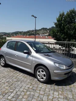 Peugeot 206 (HFX)