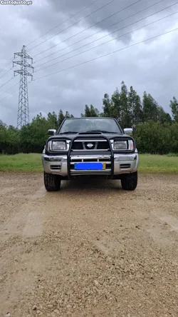 Nissan Navara D22