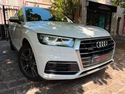 AUDI Q5 2.0 TDI 190 CV S tronic 7 Quattro Design Luxe / Sièges chauffants / Hayon électrique