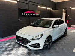 HYUNDAI i30 FASTBACK 1.5 T-GDi 160 DCT-7 Hybrid 48V - Sièges chauffants / Volant chauffant / Caméra de recul / CarPlay