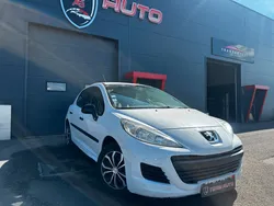 Peugeot 207 1.4 Hdi 70ch Blue Lion / 1er Main ( Distribution neuf )
