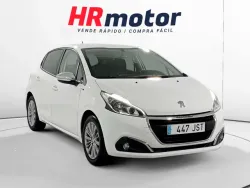 PEUGEOT 208 1.2 PureTech Style 82