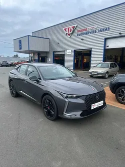 Ds 4 1.5 bluehdi 130 eat8 performance line