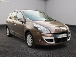 Renault scenic 2.0l 140ch automatique 2009