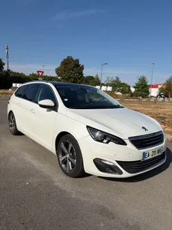 Peugeot 308 SW Allure 1,6 bluehdi 120cv 1ère MAIN