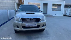 Toyota Hilux 4x4 Cabine Dupla DPF Comfort