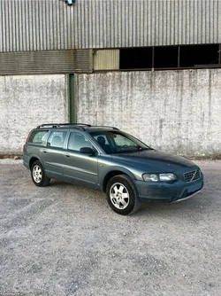 Volvo XC70 cross country